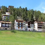 Per Max 4 Persone Casa Dello Sciatore