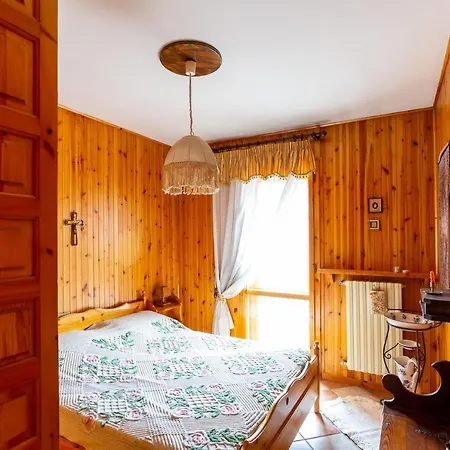 Per Max 4 Persone Casa Dello Sciatore