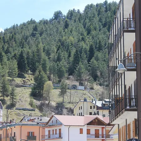 Per Max 4 Persone Casa Dello Sciatore شقة *