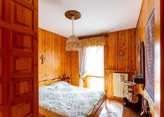 Per Max 4 Persone Casa Dello Sciatore