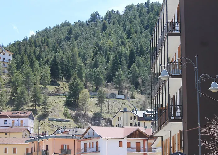 Per Max 4 Persone Casa Dello Sciatore Daire *